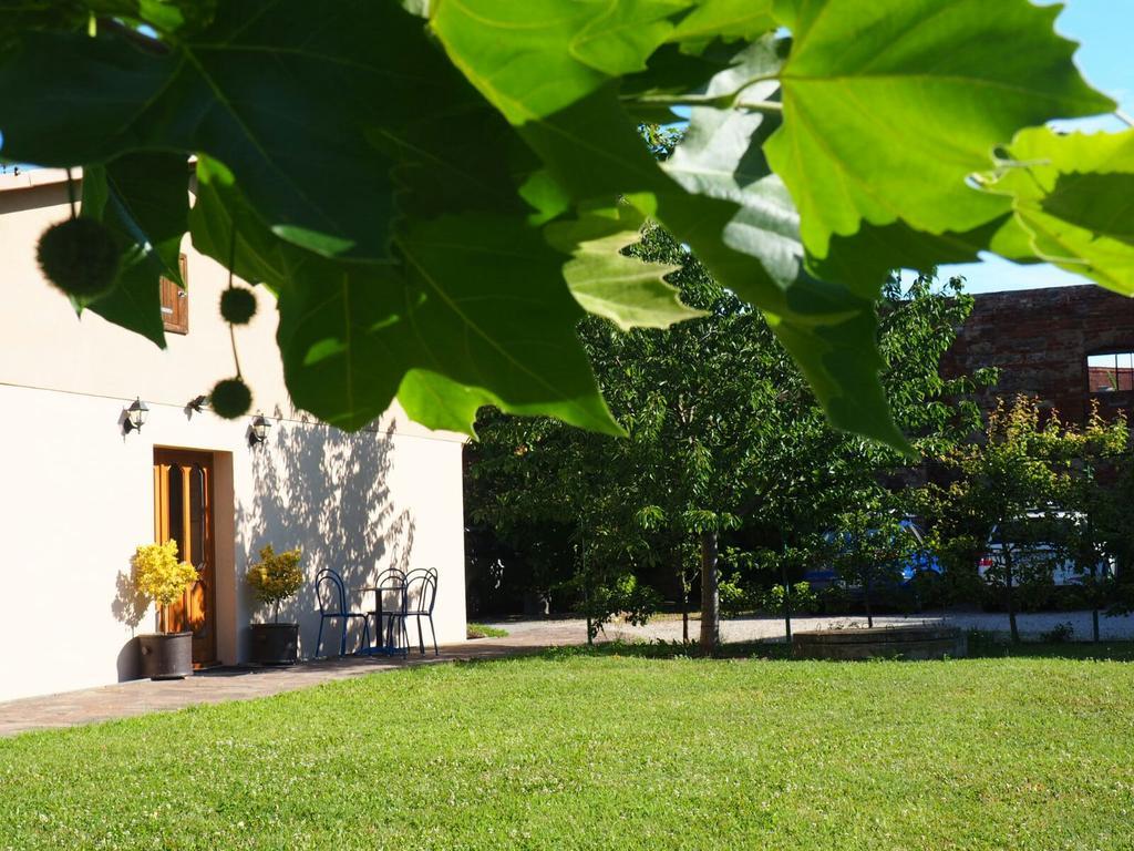 Penzion U Vlku Valtice Exterior foto